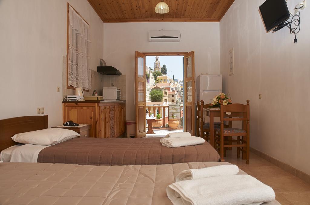 Athina Studios Сими Екстериор снимка